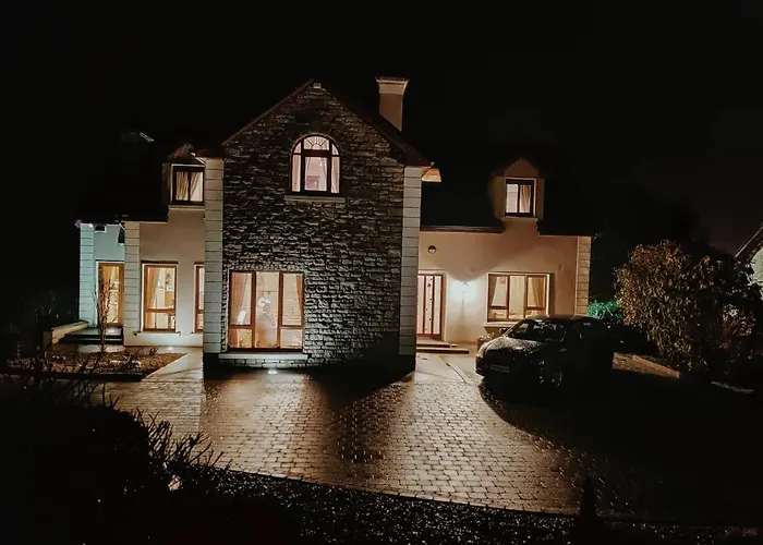 Cois Abhainn Deluxe Double Room